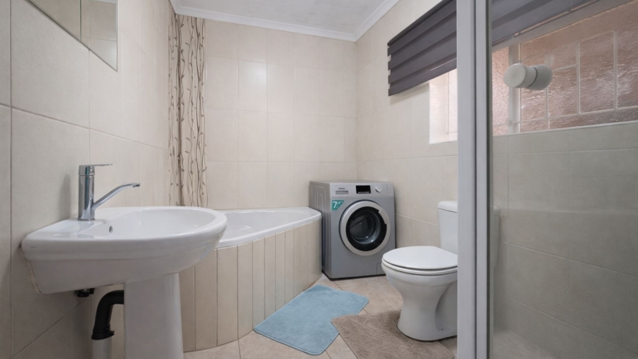 4 Bedroom Property for Sale in Cashan North West
